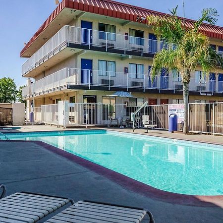Motel 6-Fresno, Ca - Yosemite Hwy Luaran gambar