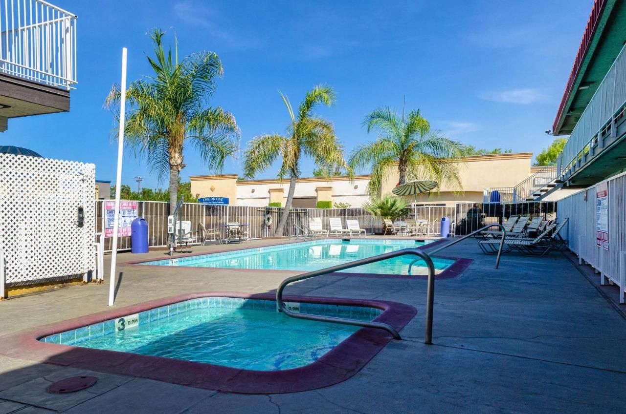 Motel 6-Fresno, Ca - Yosemite Hwy Luaran gambar